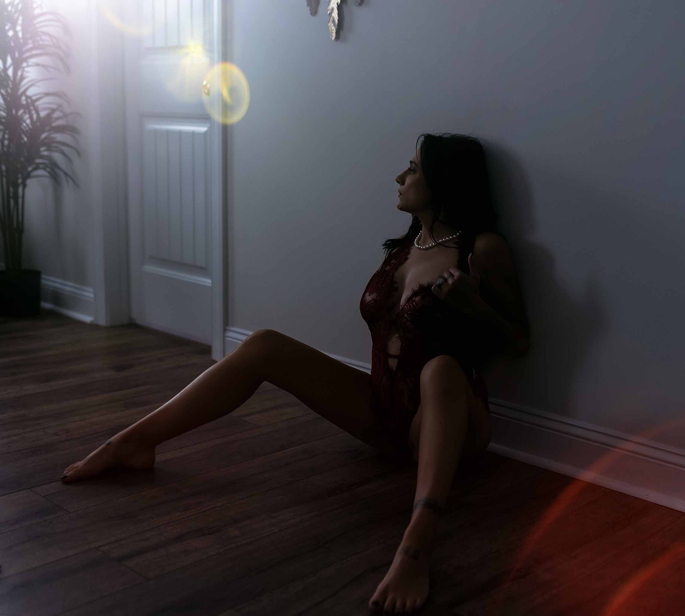 jacksonville nc boudoir morehad city nc boudoir beaufort nc boudoir wilmington nc boudoir photography session bridal boudoir nc moody dramatic boudoir studio eastern nc boudoir